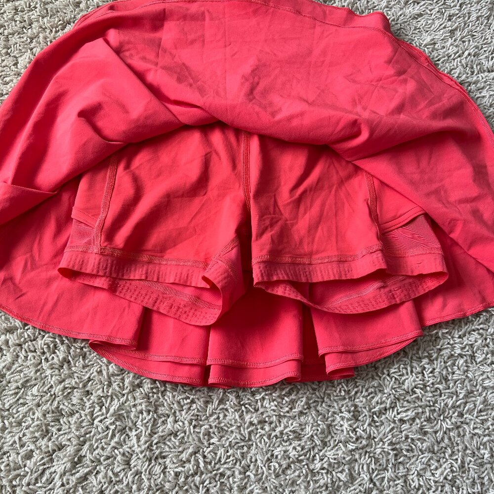 Lululemon Court Rival High Rise Skirt Pale Raspberry Sz 4 - Picture 6 of 6